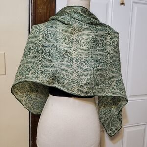 Green and white lightweight silky  scarf